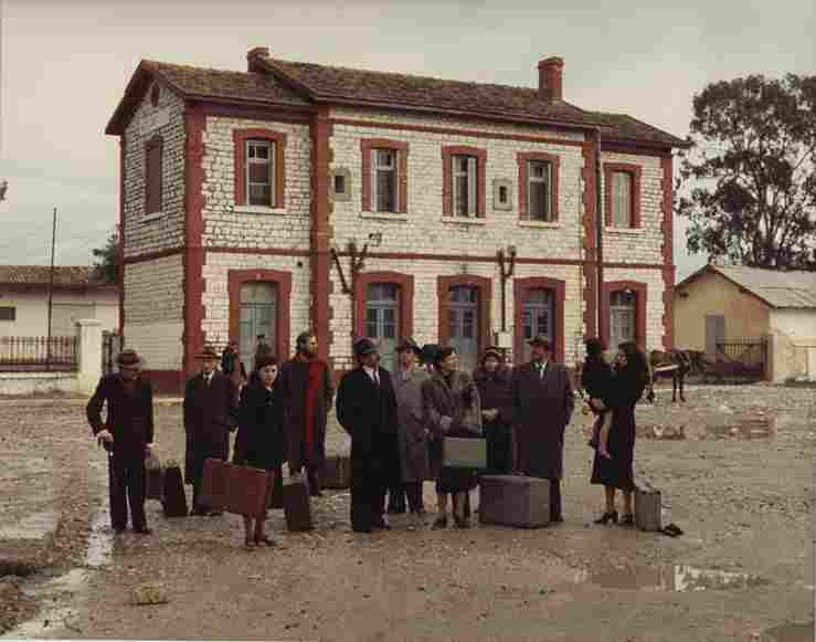 El viaje de los comediantes (O Thiassos, 1975), de Theo Angelopoulos
