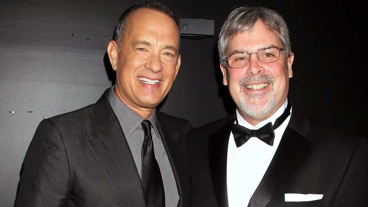 Richard Phillips (el verdadero Capitán Phillips) junto a Tom Hanks