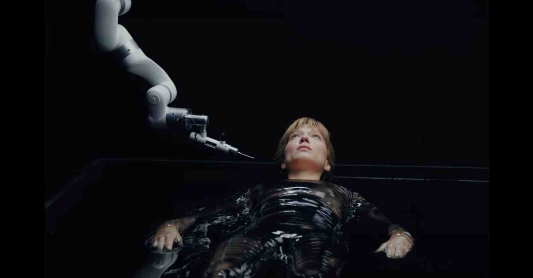 The Beast (2023), de Bertrand Bonello