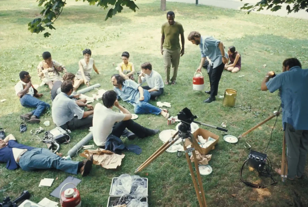 Symbiopsychotaxiplasm: Take One (1968), de William Greaves